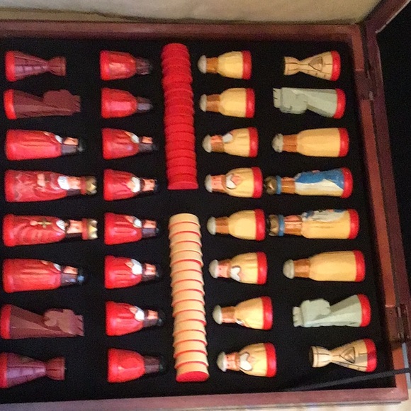 Thomas Pacconi Classic- Chess/Checkers Set - Picture 6 of 6